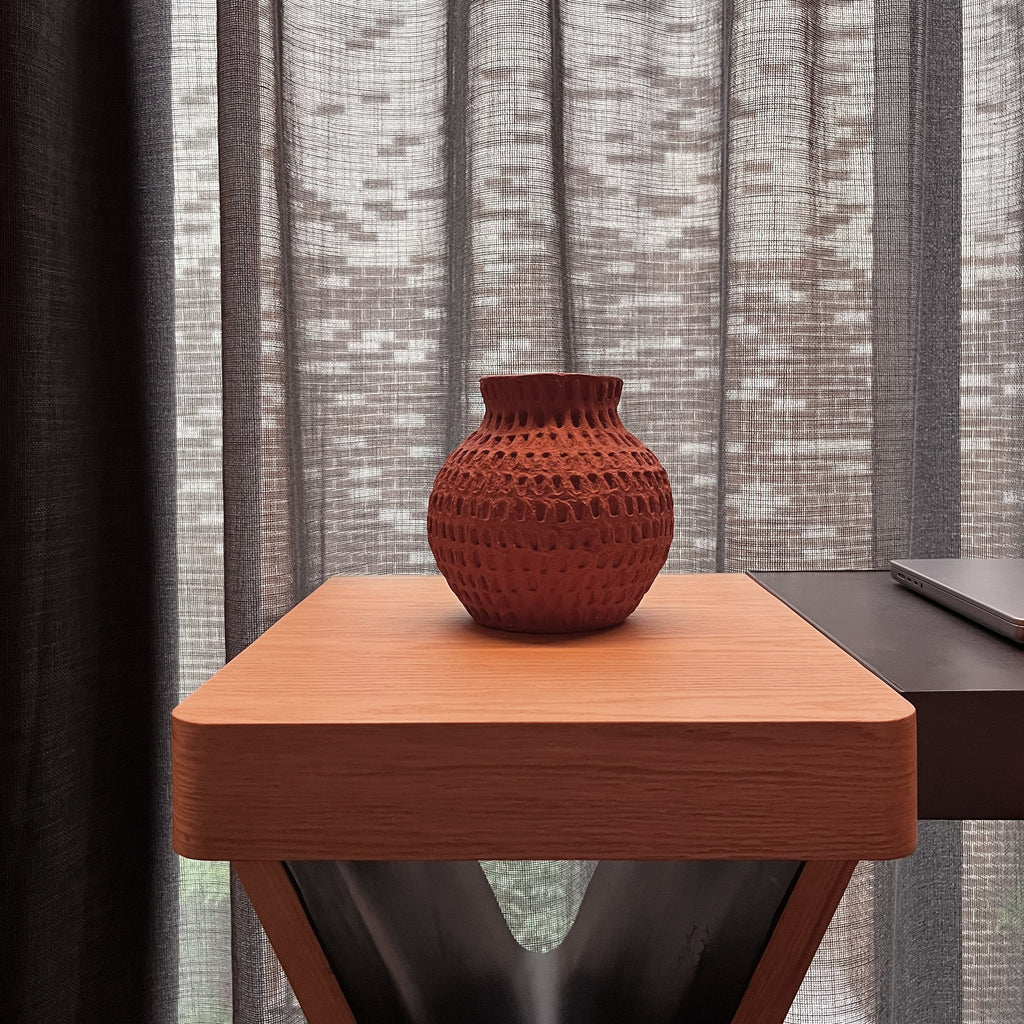 Round Vase